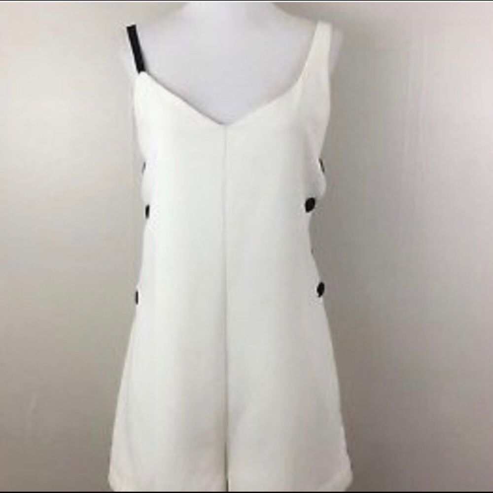 Zara NWT trafluc black and ivory romper SZ SM